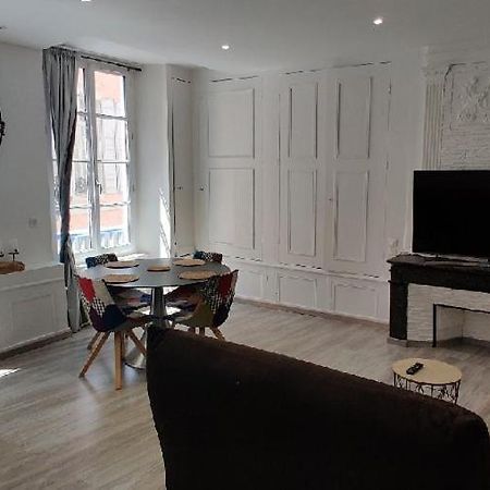 Appartement F2 Dans Le Centre Historique Le Puy-en-Velay ภายนอก รูปภาพ