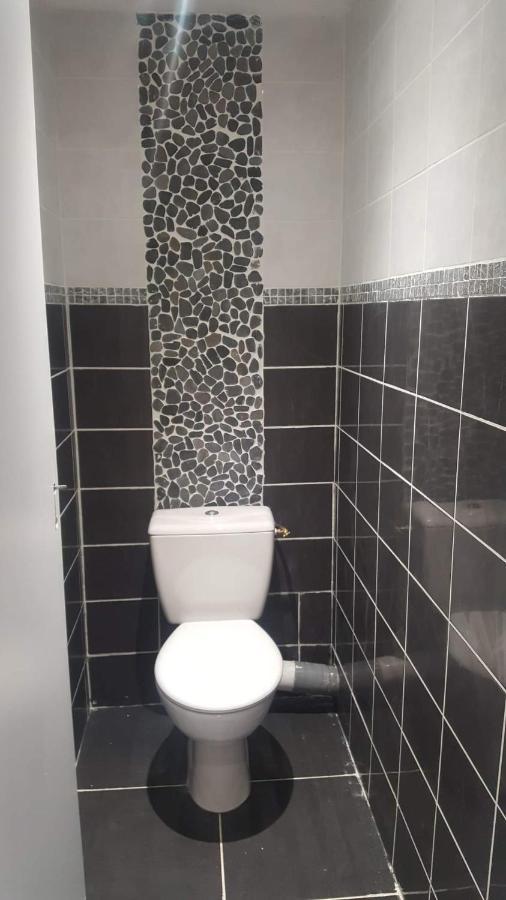 Appartement F2 Dans Le Centre Historique Le Puy-en-Velay ภายนอก รูปภาพ